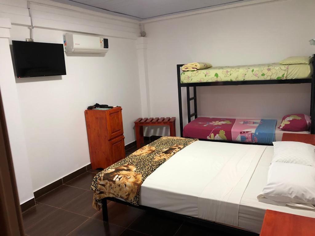 Iguazu Apart Hostel Puerto Iguazú Eksteriør billede