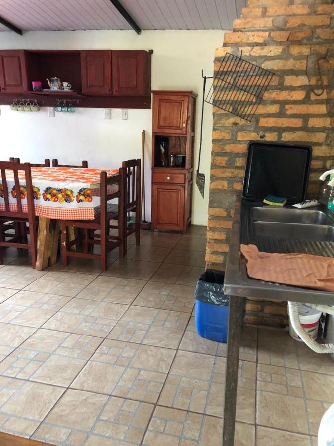 Iguazu Apart Hostel Puerto Iguazú Eksteriør billede